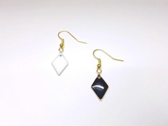 Preview: Geometrische Ohrringe hell goldfarben Rhombus